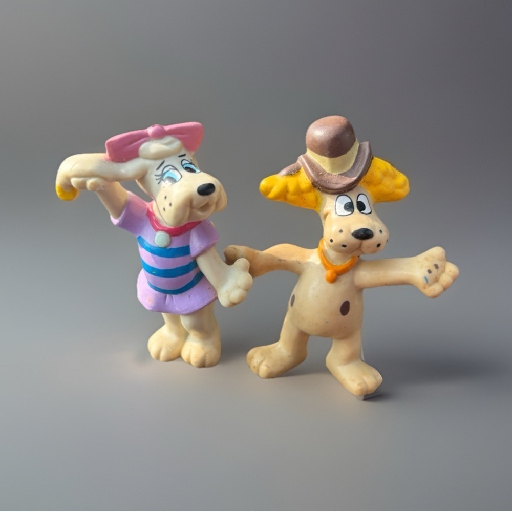 Vintage 1986 Pound Puppies Set Of 2  Mini PVC Toys Figure rare